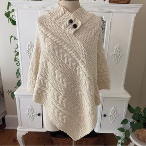NWT Aran Woollen Mills 100% Pure Wool Poncho